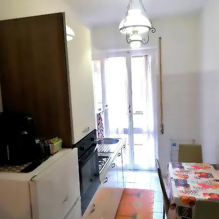 Via Caio Manilio, 30 Appartamento *